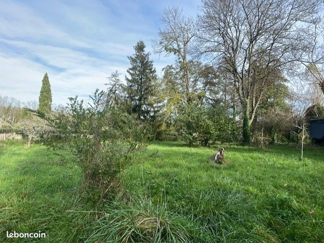 Terrain 1160 m² · à Cussac-Fort-Médoc · 1 160 m² · 78 000 €