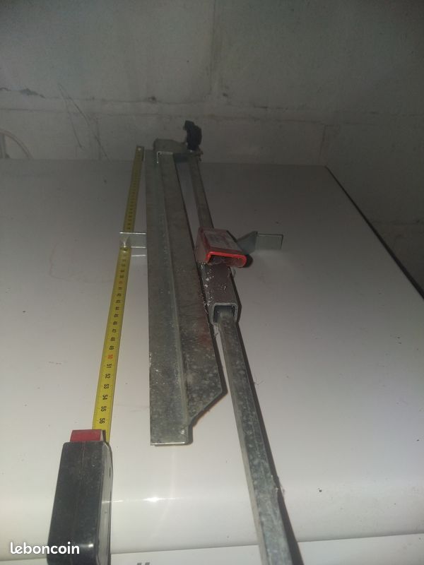 Outil de traçage pour carrelage carreleur (image 1)