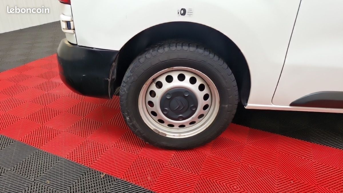Citroën Jumpy Taille M BlueHDi 120 S&S BVM6 Club (image 24)