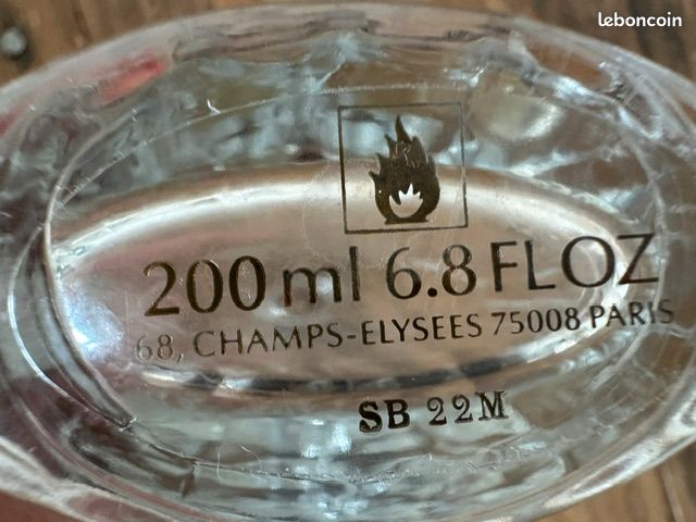 Shalimar Guerlain Flacon vide 200 ml avec sa boite (image 8)