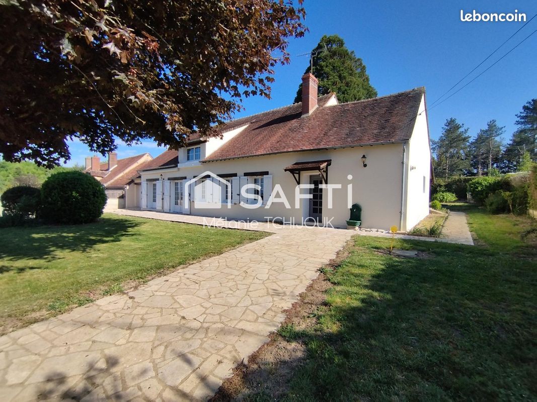 Maison 5 pièces 155 m² · à Saint-Maurice-sur-Aveyron · 155 m² · 128 000 €