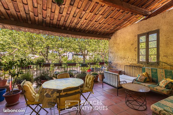 Maison 7 pièces 192 m²