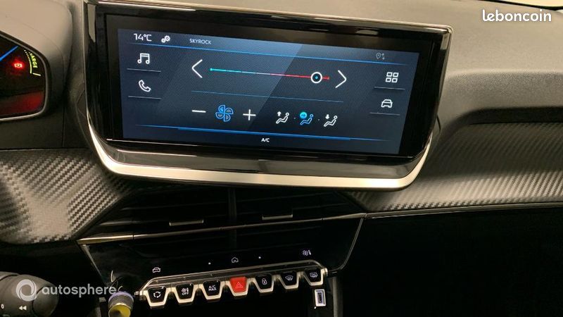 Peugeot 208 1.2 Hybrid 110ch Style e-DCS6 (image 27)