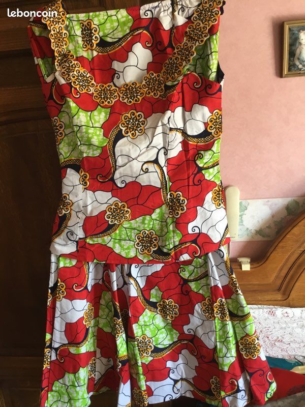 Tenue africaine pour femme (image 1)
