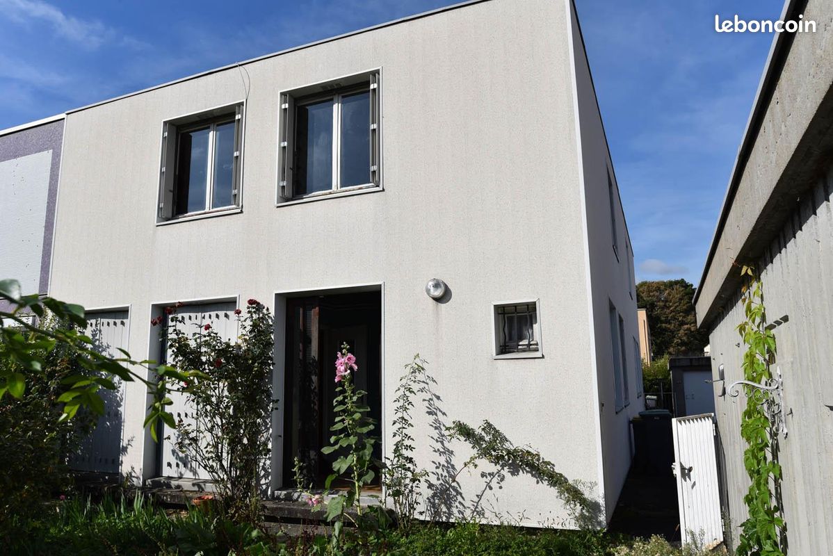 Maison 5 pièces 105 m² · à Clermont-Ferrand · 105 m² · 155 000 €