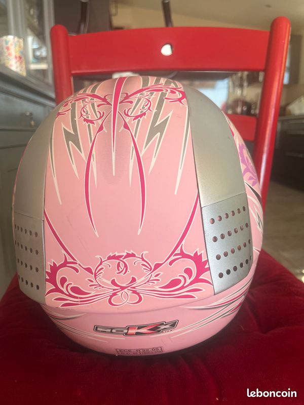 Casque intégral moto rose et gris (image 2)