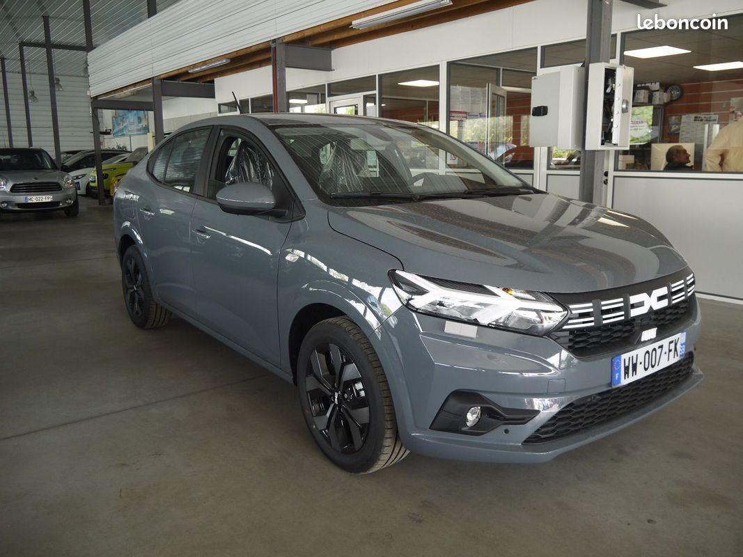 Dacia LOGAN EXPRESSION 1.0 100CV POUR ALGERIE UNIQUEMENT (image 1)