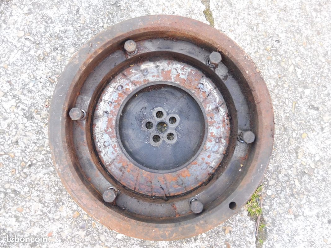 Volant moteur DYNA PANHARD (image 1)