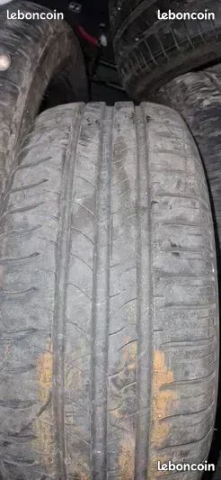 1 pneu Michelin 195/50 R16 en excellente état (image 1)