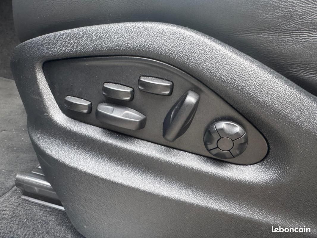 Porsche Cayenne Coupé E-Hybrid 3.0 V6 470 ch (image 16)