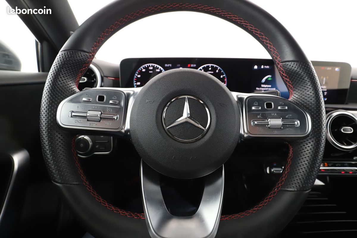 Mercedes-Benz Classe A 180 AMG Line 7G-DCT 136 ch (image 15)