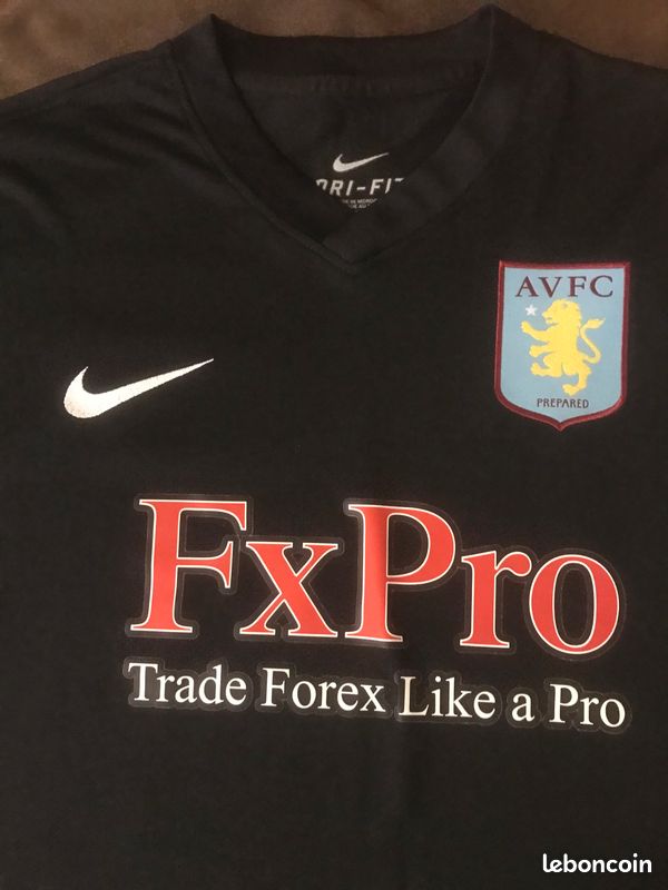 Maillot Aston Villa Premier League noir Nike taille M (image 3)