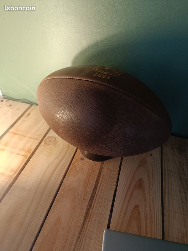 Ballon De Rugby Vintage - Cuir - Sogea Guyane