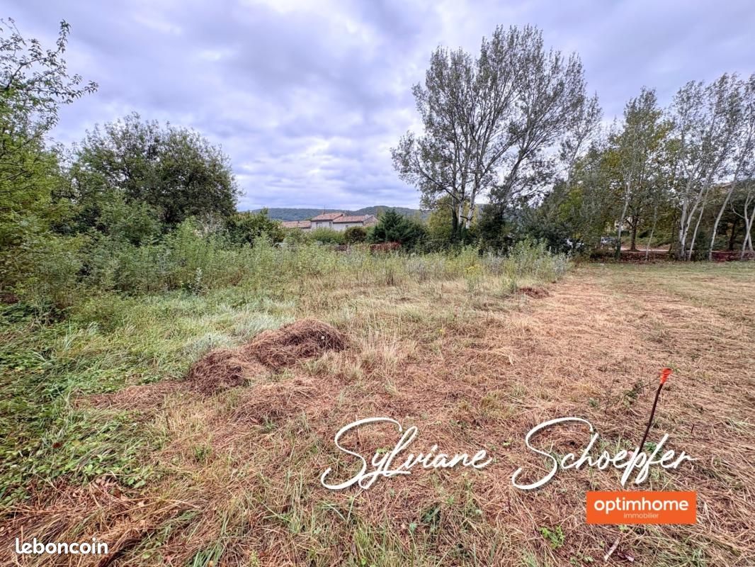 Terrain 690 m² · à Valvignères · 85 000 €