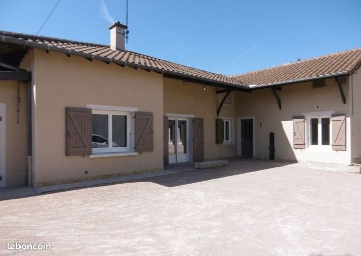 Maison 5 pièces 112 m² · à Grièges · 112 m² · 965 €/mois