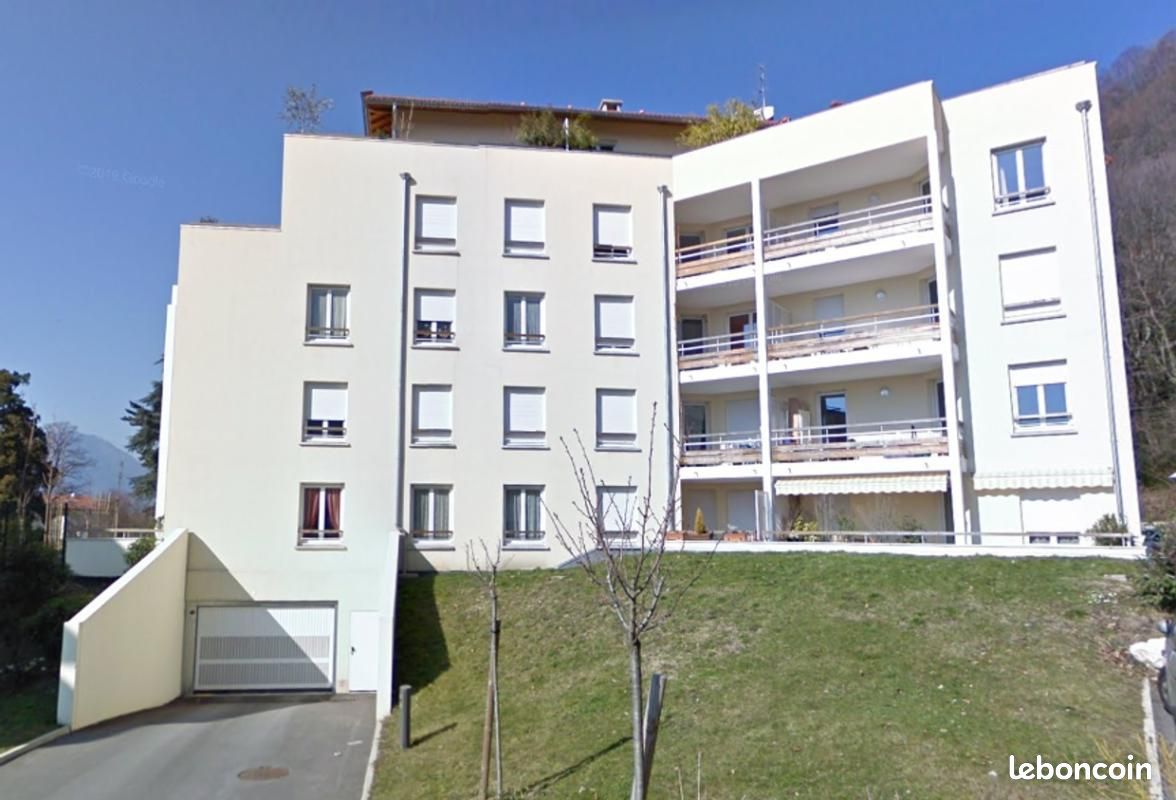 Appartement 4 pièces 92 m² · à Saint-Égrève · 92 m² · 1 150 €/mois