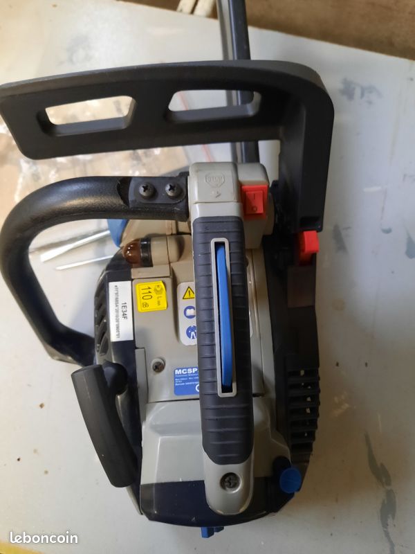 Tronconneuse thermique (image 2)