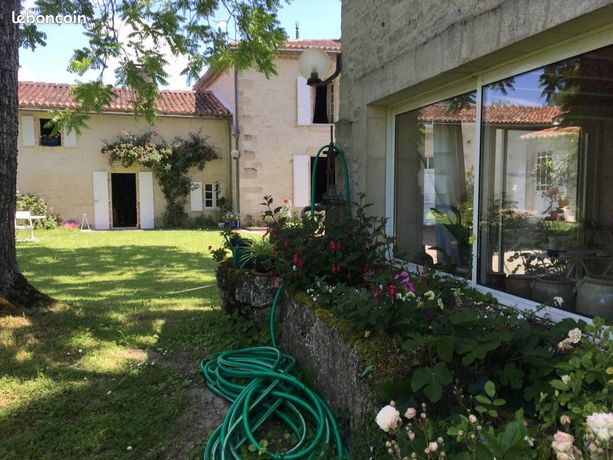 Maison 12 pièces 725 m²
