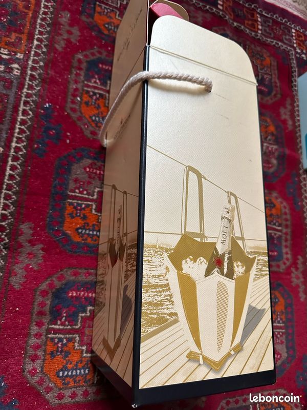 Moët & Chandon Star Bag neuf (image 3)