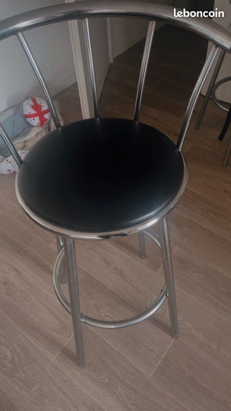 Bar et tabouret (image 1)