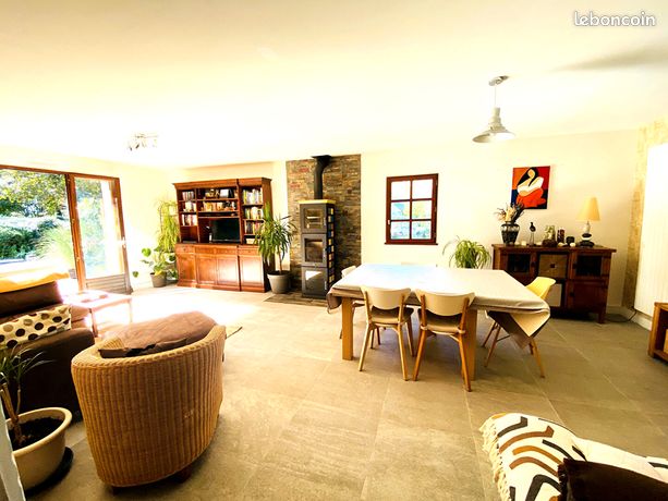 Maison 8 pièces 205 m²