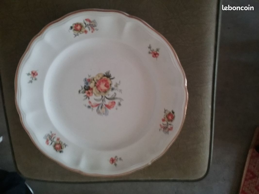 Service vaisselle 34 piece (image 4)