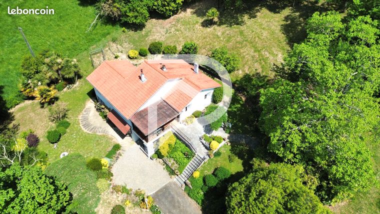 Maison 7 pièces 140 m²