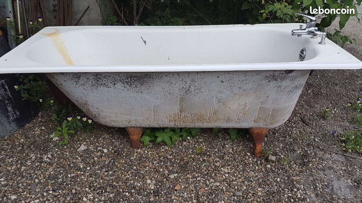 Baignoire sur pieds en fonte émaillée (image 1)