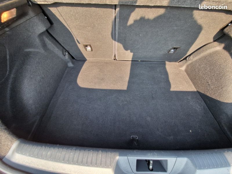 Renault MEGANE IV 1.2 TCE 130CH ENERGY LIMITED (image 12)