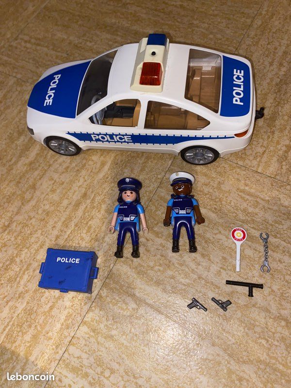 Voiture de police playmobil (image 1)