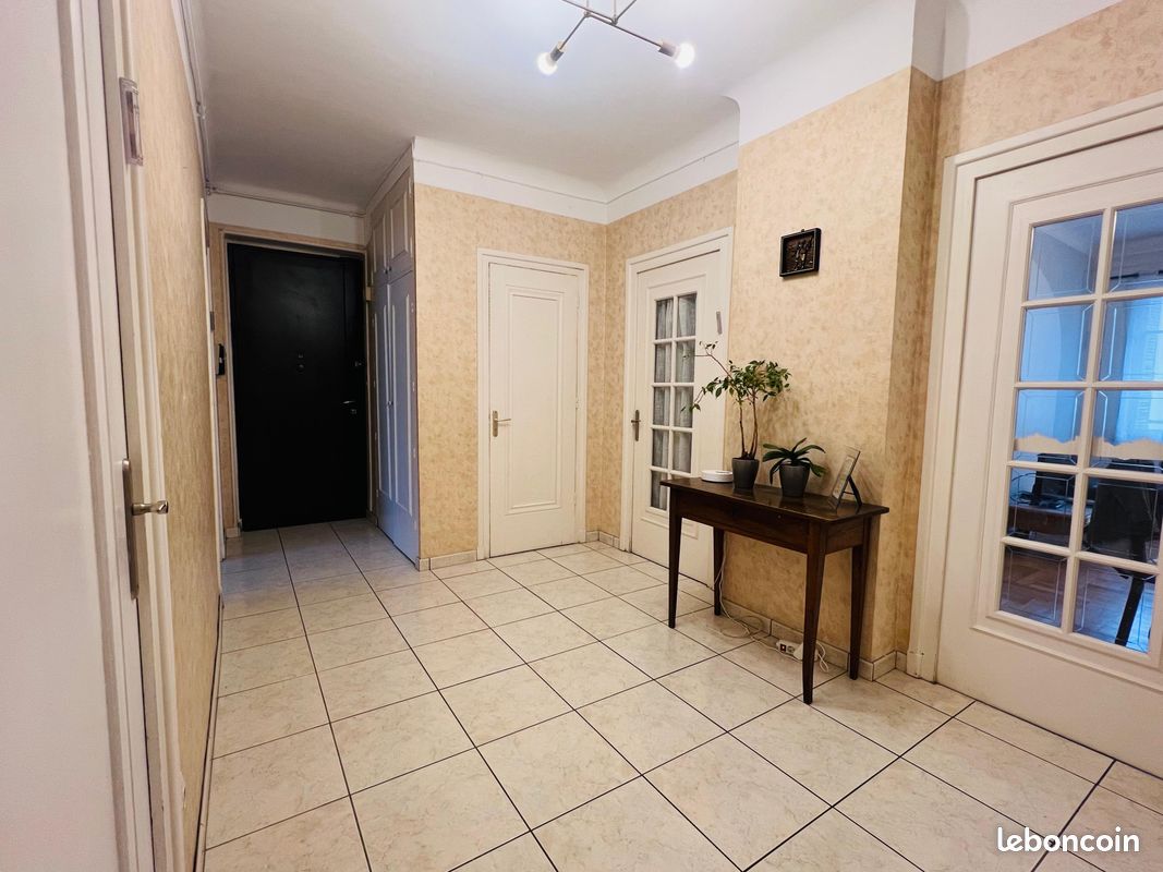 Appartement 4 pièces 95 m² · à Villeurbanne · 95 m² · 410 000 €