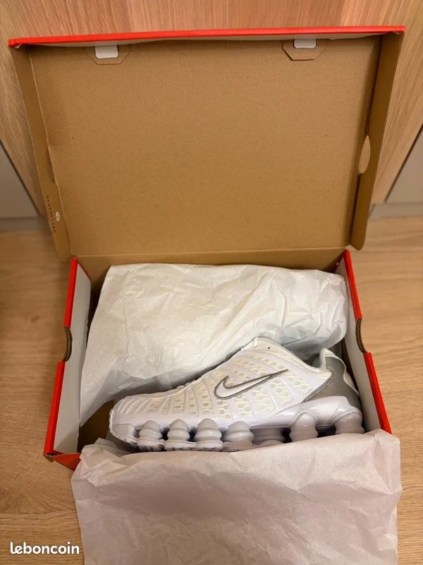 Chaussure Nike Shox TL blanc (image 3)