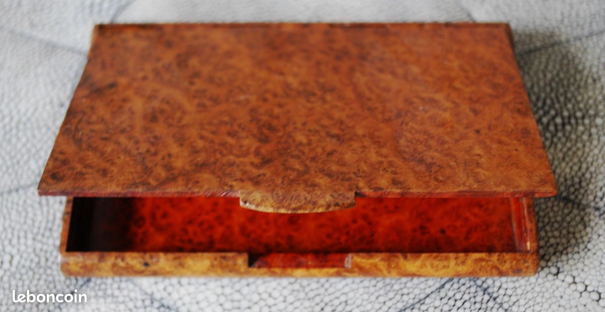 Petite boite de bureau époque art déco en loupe de thuya en excellent état (image 8)