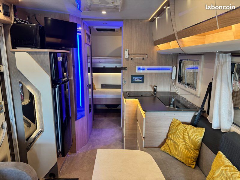 Vends Camping-car intégral itineo sc700 (image 3)