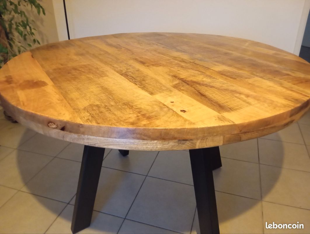Table et 4 chaises (image 4)