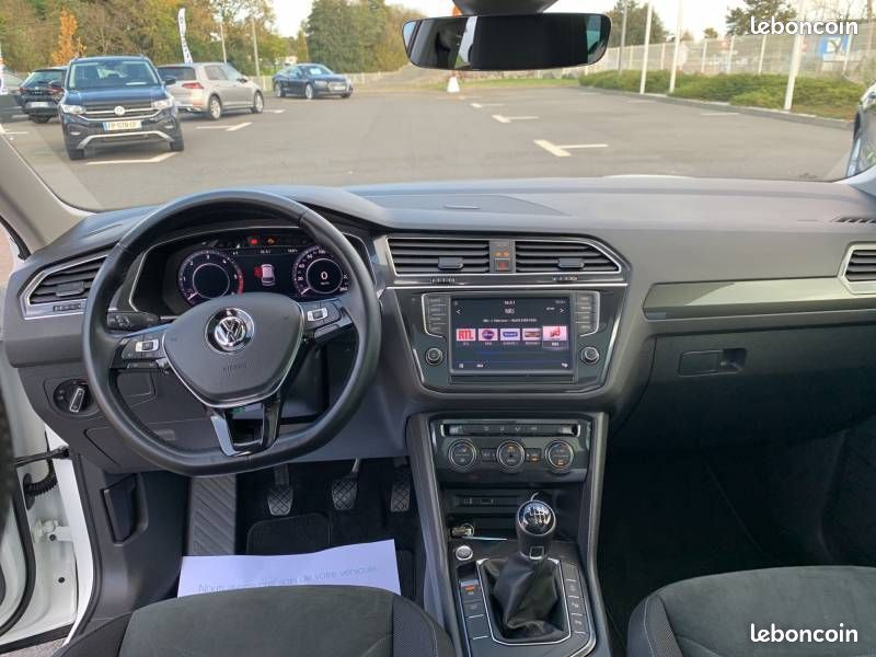 Volkswagen Tiguan 2.0 TDI 150 R-LINE BlueMotion Technology Carat Edition (image 3)