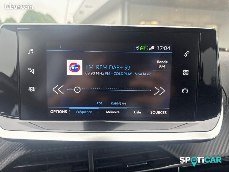 Peugeot 2008 1.2 PureTech 130ch S&S Style EAT8 (image 15)
