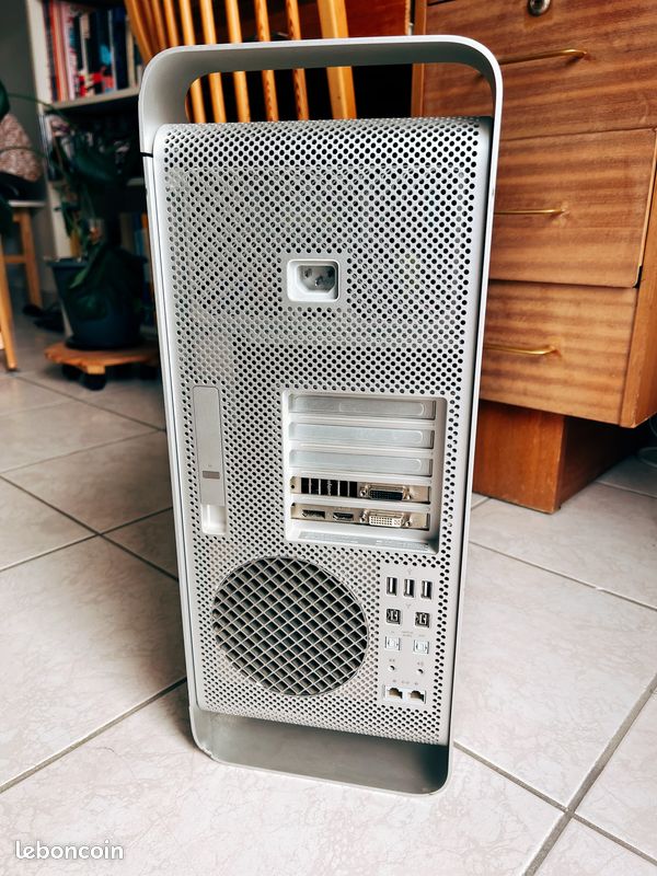 Mac Pro + écran Dell 24’ (image 5)