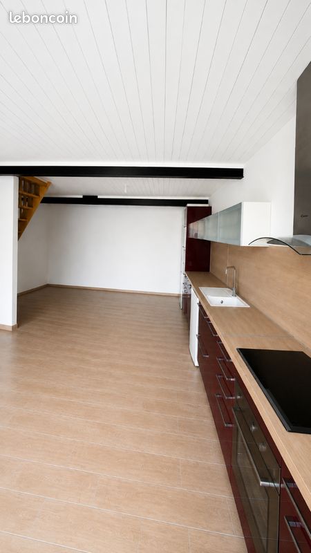 Maison 4 pièces 90 m² · à Angliers · 90 m² · 975 €/mois
