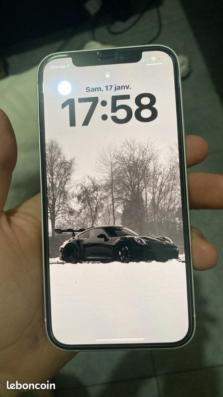 IPhone 12 (image 2)
