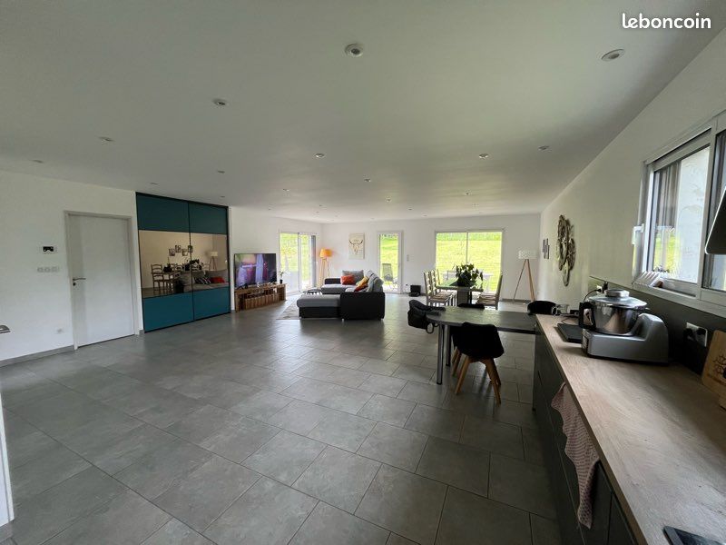 Maison 5 pièces 146 m² · à Roussennac · 146 m² · 289 000 €
