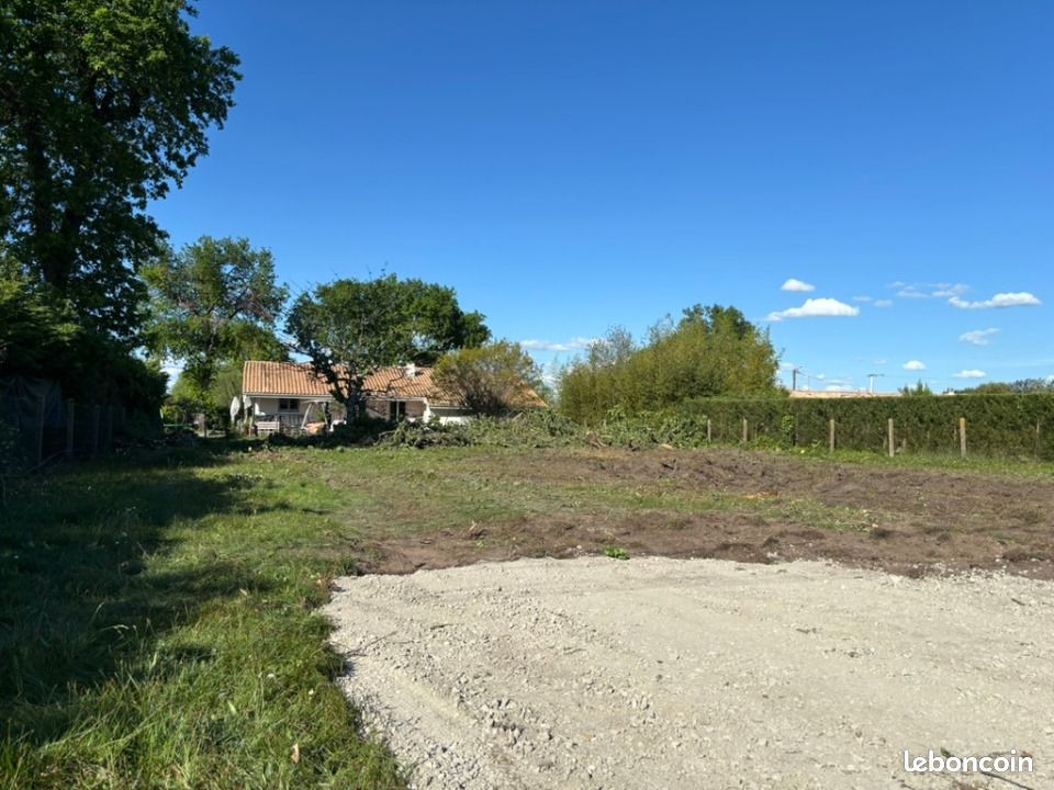 Terrain 500 m² Saint Estephe · à Saint-Estèphe · 34 800 €