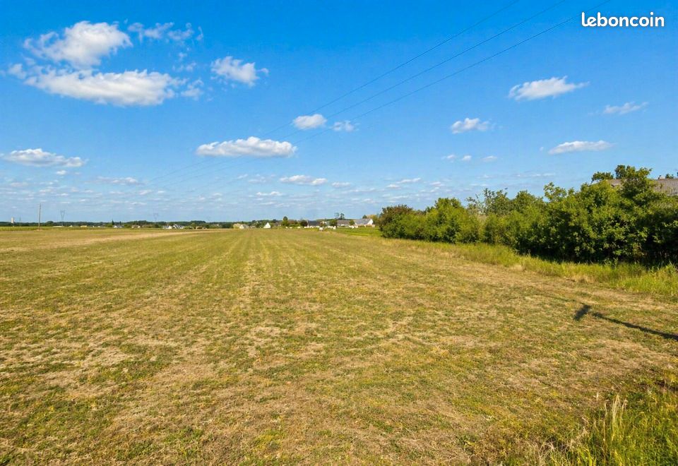 Terrain 360 m² Mettray · 88 000 €