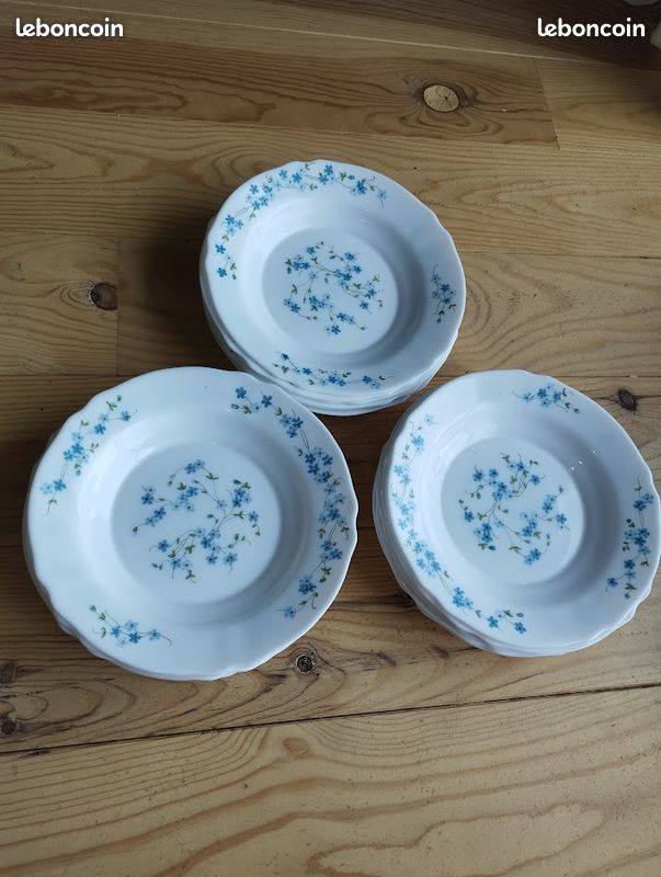 Assiettes creuses arcopal myosotis (image 1)