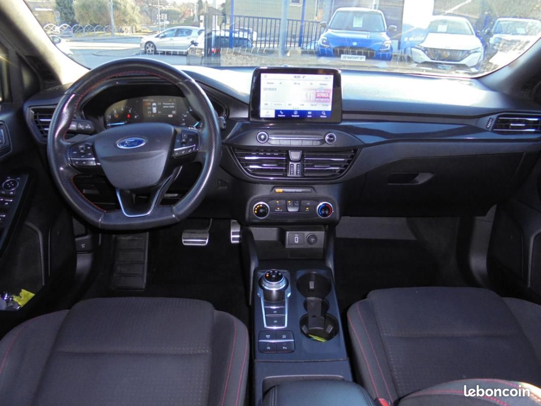 Ford Focus 1.0 EcoBoost 125 BVA8 ST Line (image 8)