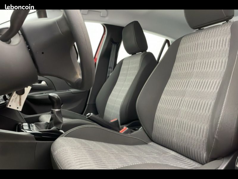 Opel Corsa 1.2 75 ch BVM5 (image 15)