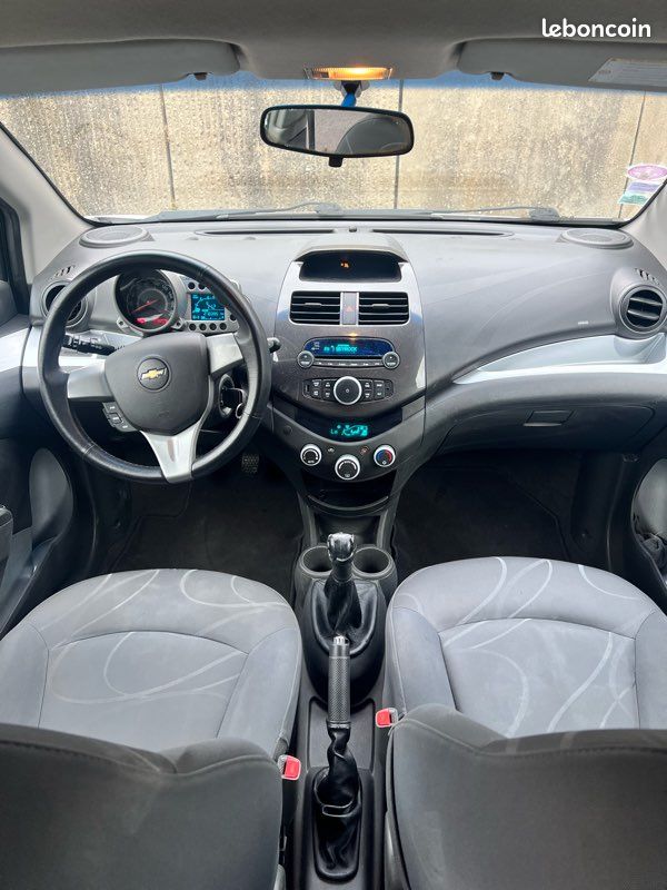 Chevrolet Spark 1.2 82ch Essence 2011 (image 3)