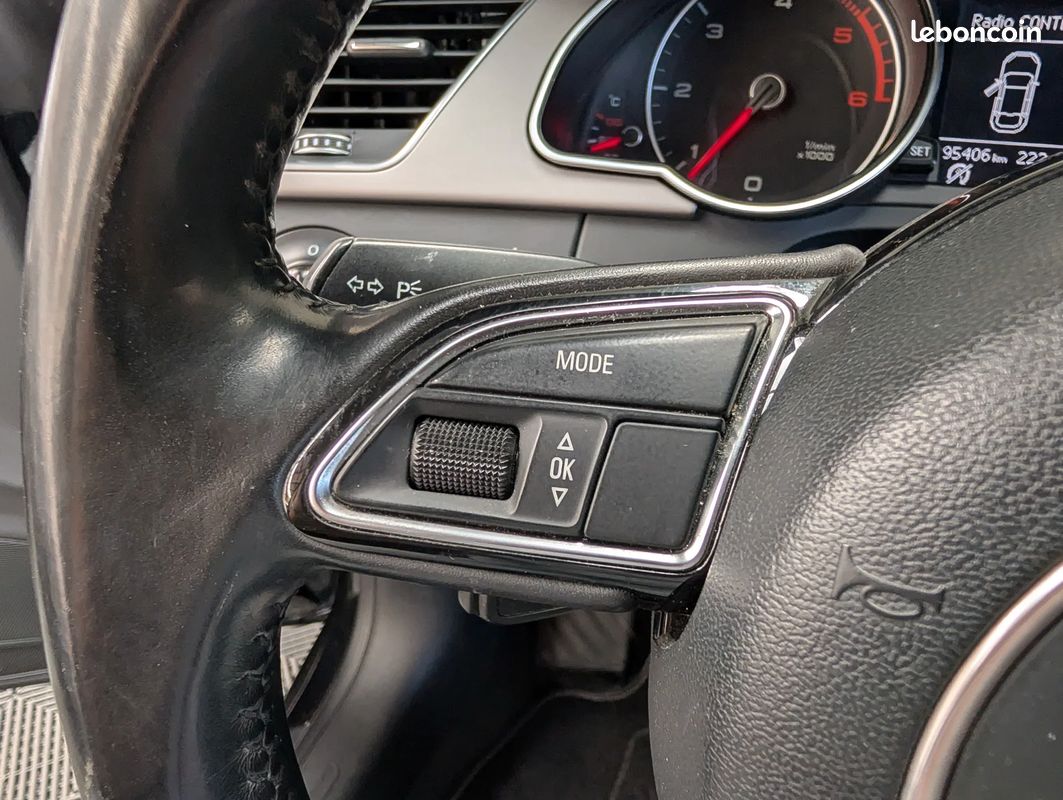 AUDI A5 SPORTBACK 2.0 TDI 136ch Ambiente - Intérieur cuir - Régulateur de vitesse - Clim auto (image 28)