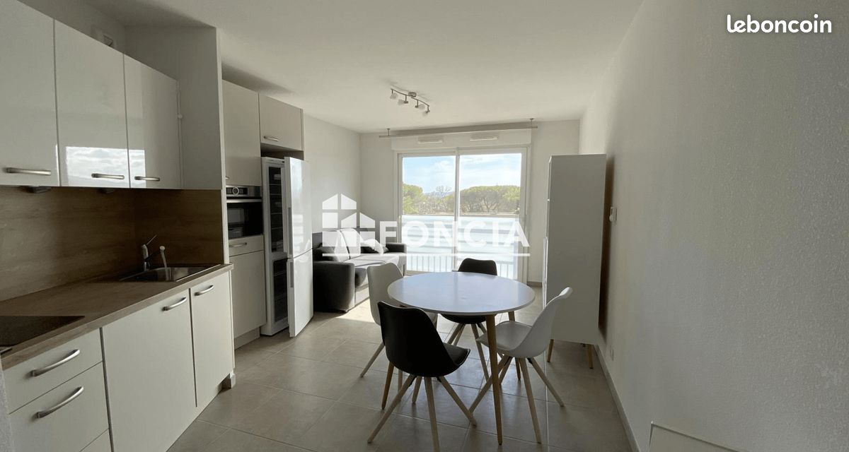Appartement 1 pièce 28 m² · à Fréjus · 28 m² · 599 €/mois