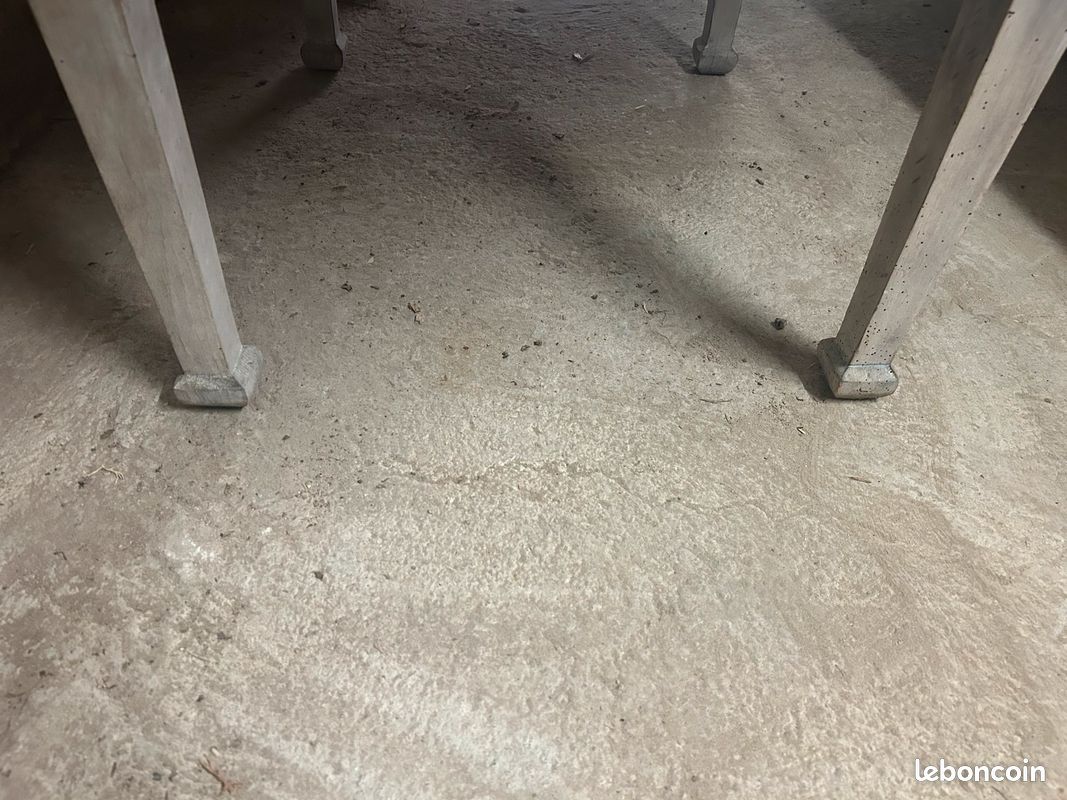 Table bois (image 1)